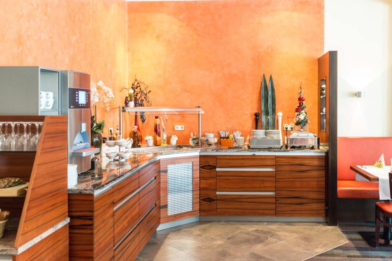 Bavaria Hotel Ingolstadt Eksteriør billede