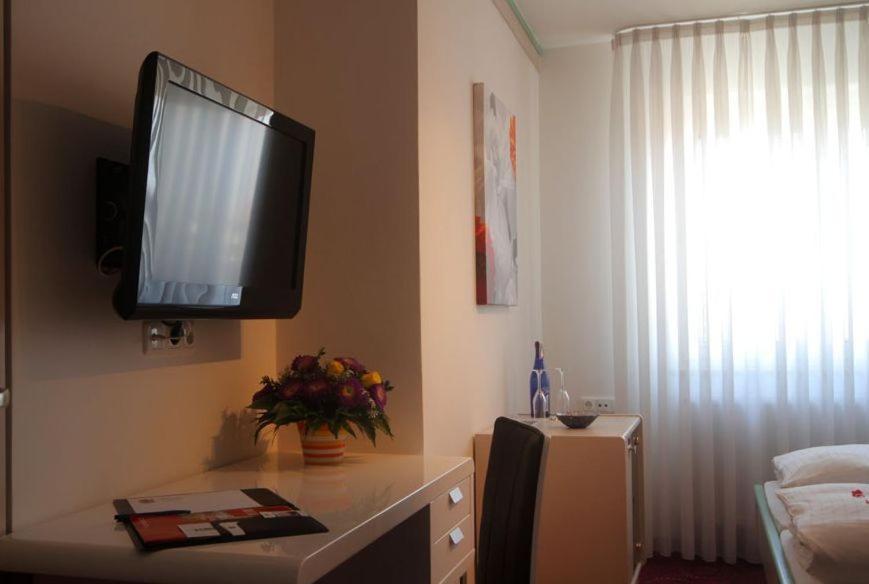Bavaria Hotel Ingolstadt Værelse billede